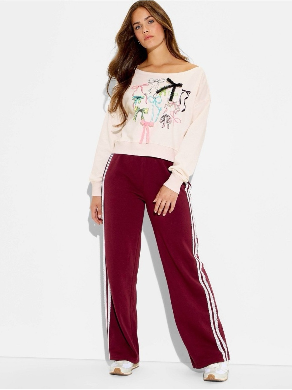 Light Cream Embroidered Long-Sleeve Tee b171s